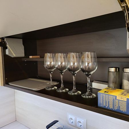 Triangol Apartman: Fuerdo, Belvaros, Egyetem Gyor Bagian luar foto